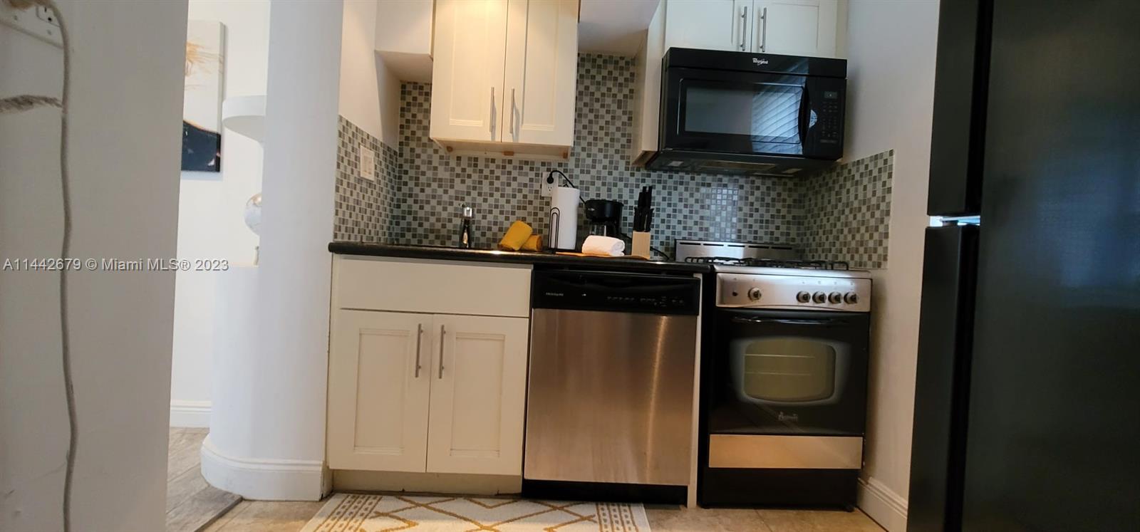 LINCOLN SUB - Residential Lease