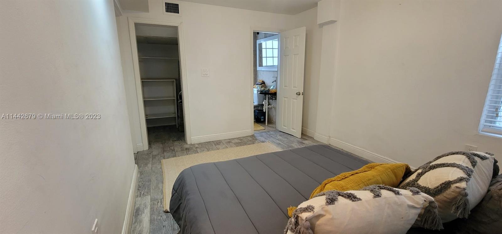 LINCOLN SUB - Residential Lease