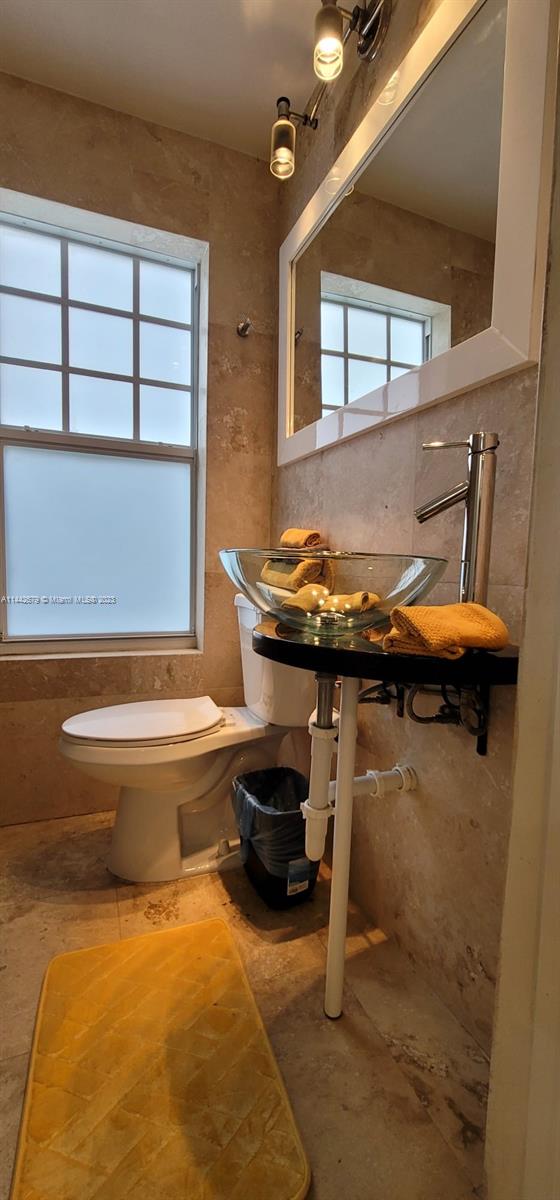 LINCOLN SUB - Residential Lease