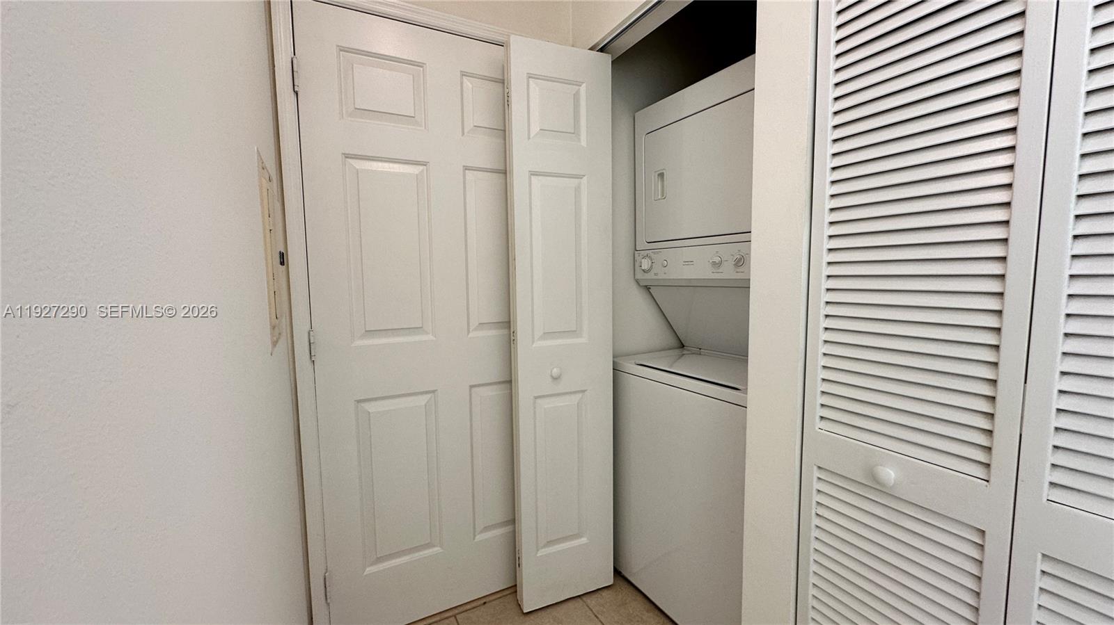 LAUDERDALE ONE CONDO - Residential