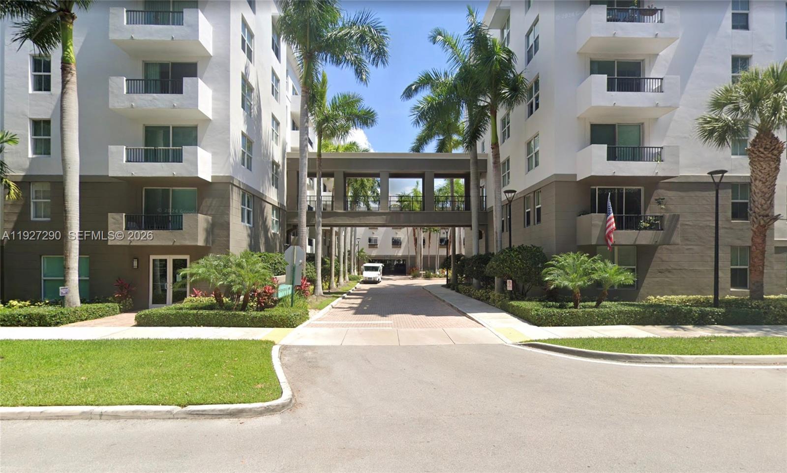 LAUDERDALE ONE CONDO - Residential