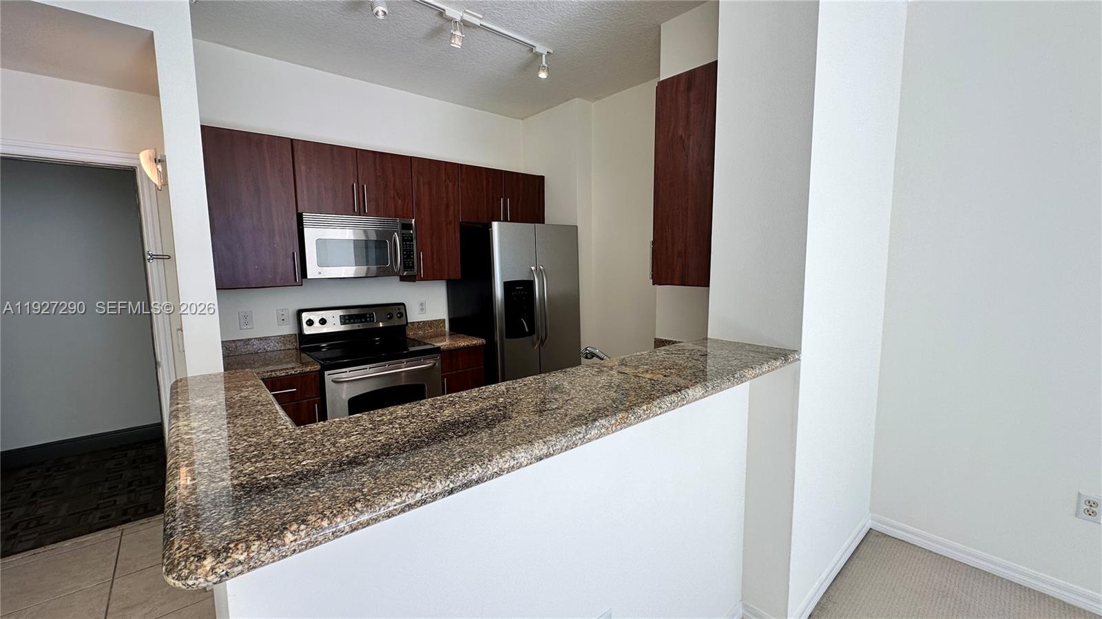 LAUDERDALE ONE CONDO - Residential