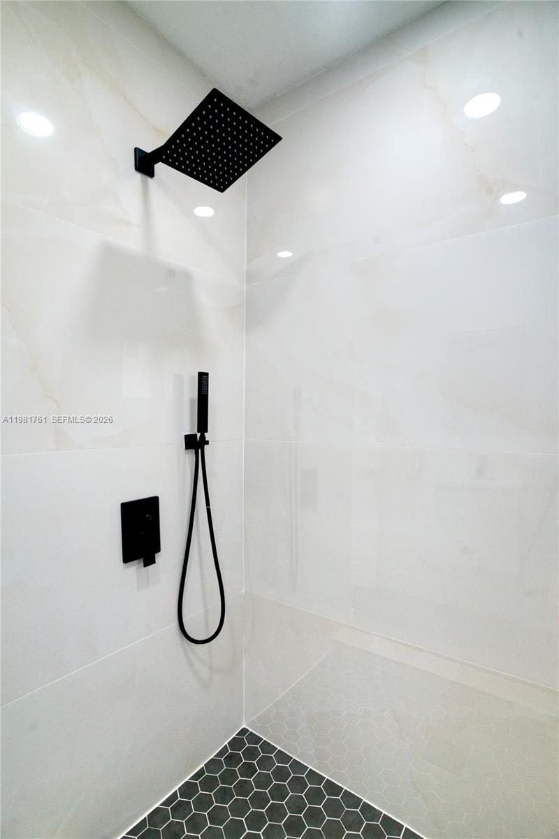 ALHAMBRA HEIGHTS SEC 5 - Residential