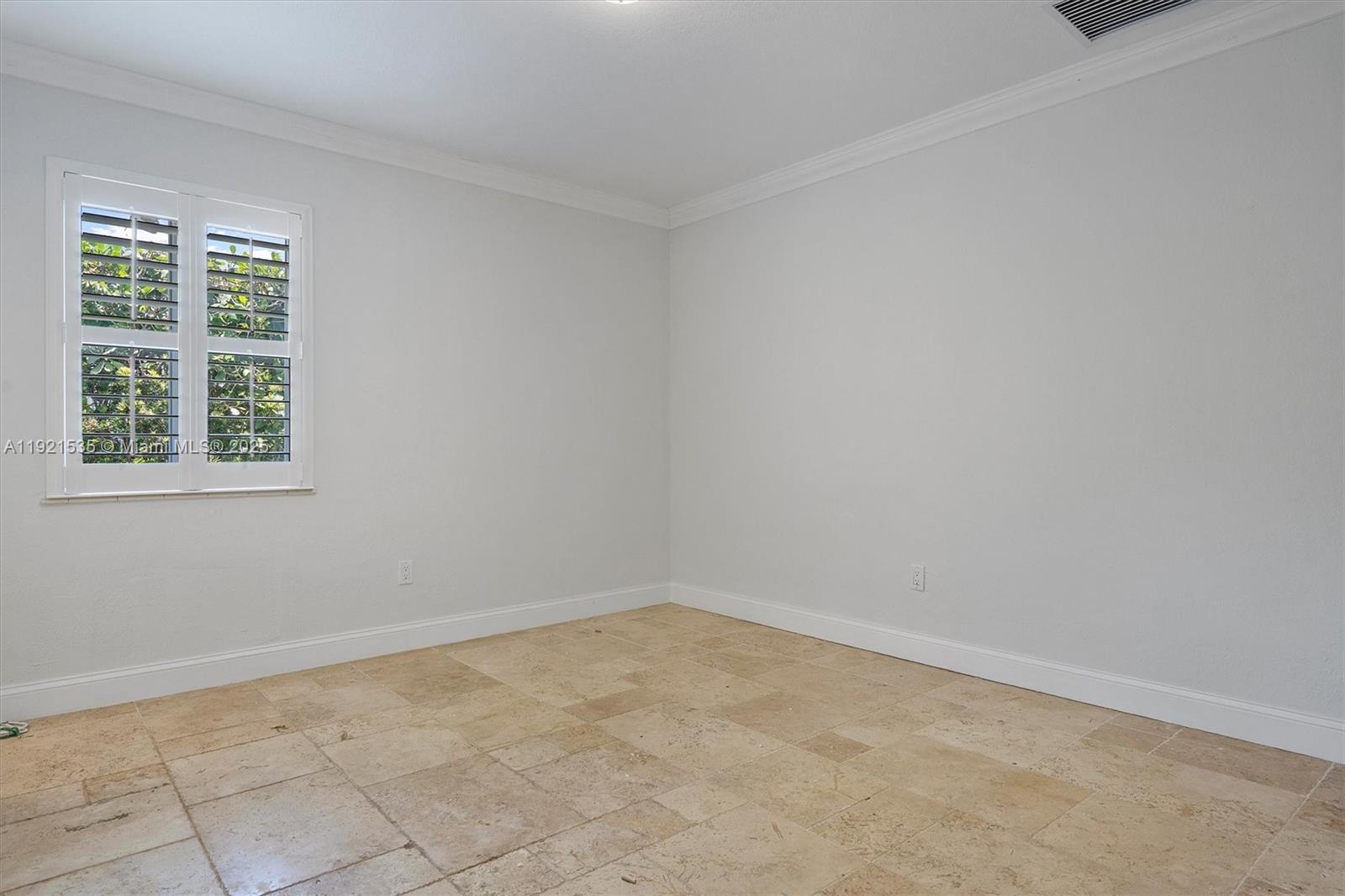 AMD PL GOLDEN GATE PK - Residential