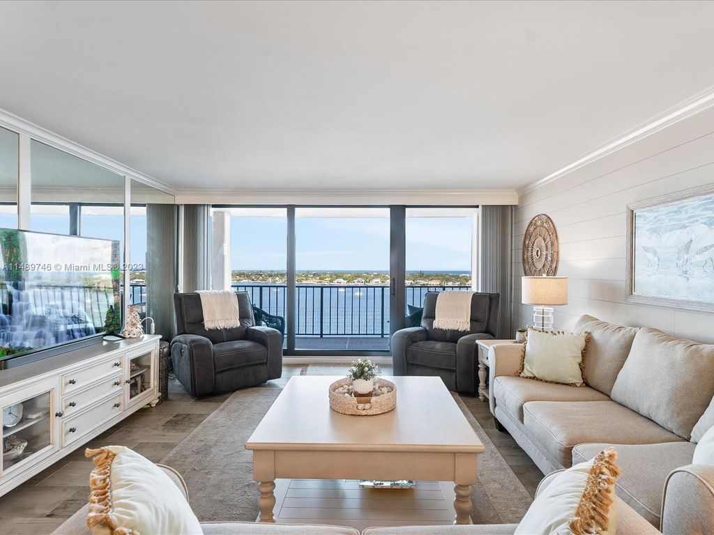 Photo of 132 Lakeshore Dr #T19, North Palm Beach, FL 33408 (MLS # A11489746)