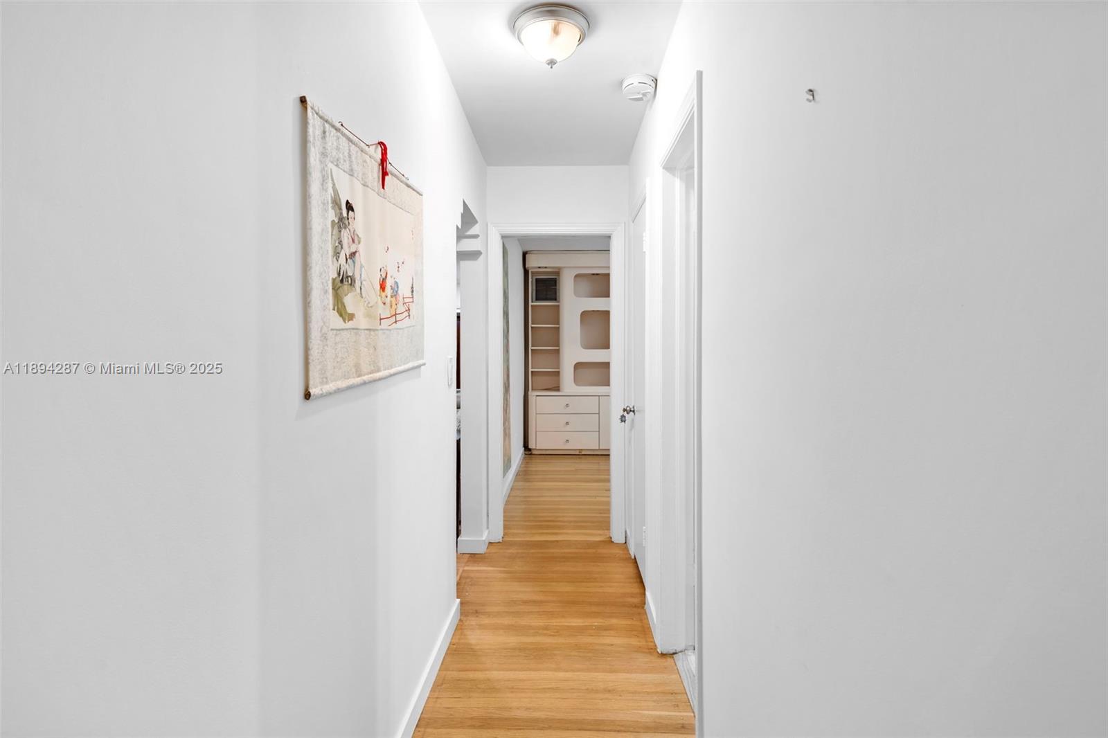 NAUTILUS EXTENSION 5TH - Residential Lease