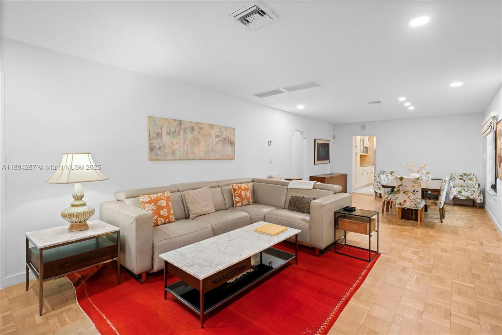 NAUTILUS EXTENSION 5TH - Residential Lease