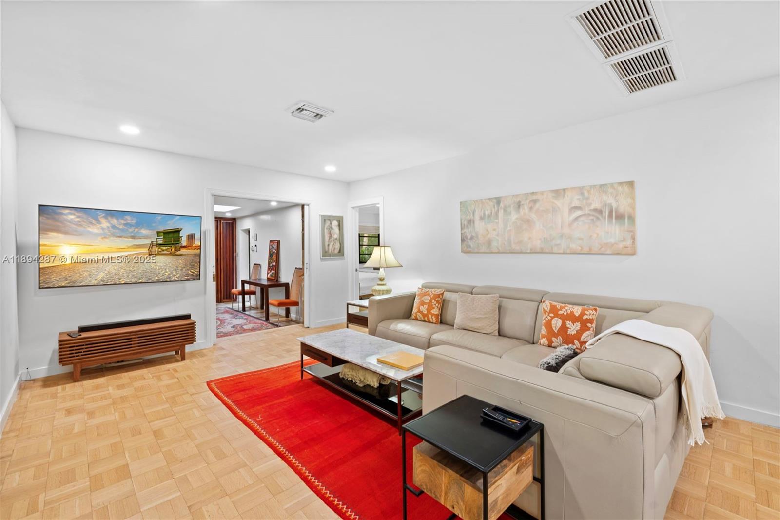 NAUTILUS EXTENSION 5TH - Residential Lease