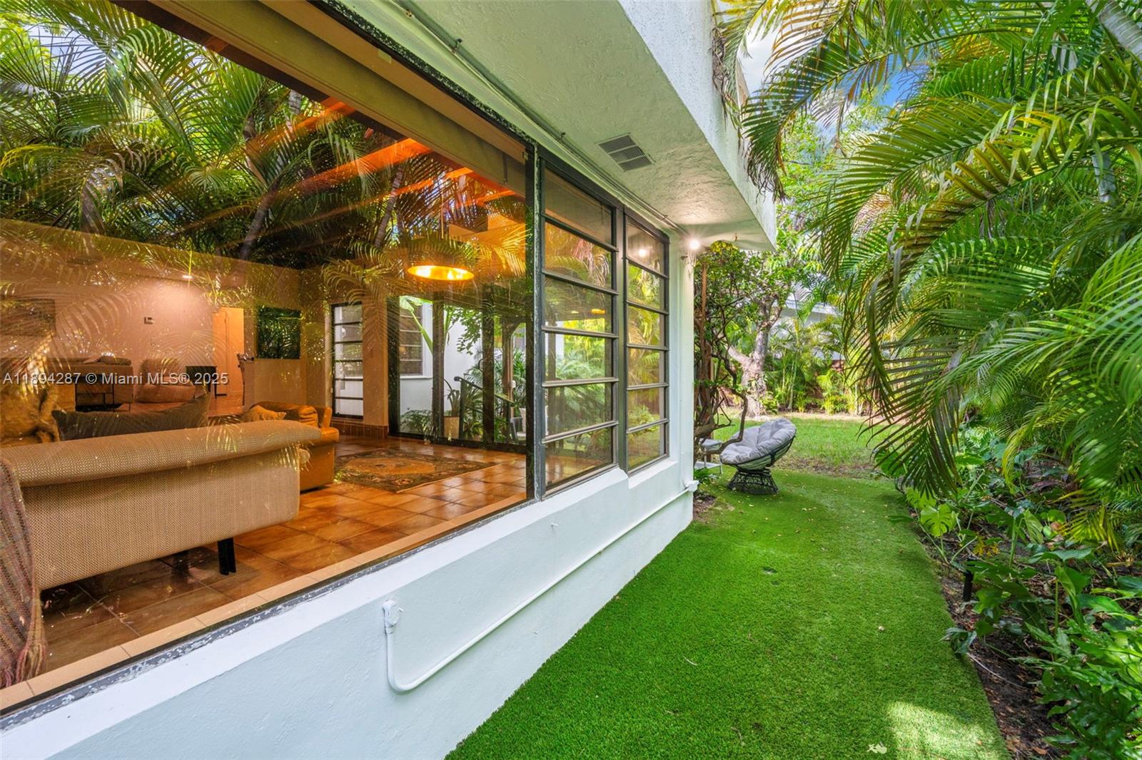 NAUTILUS EXTENSION 5TH - Residential Lease