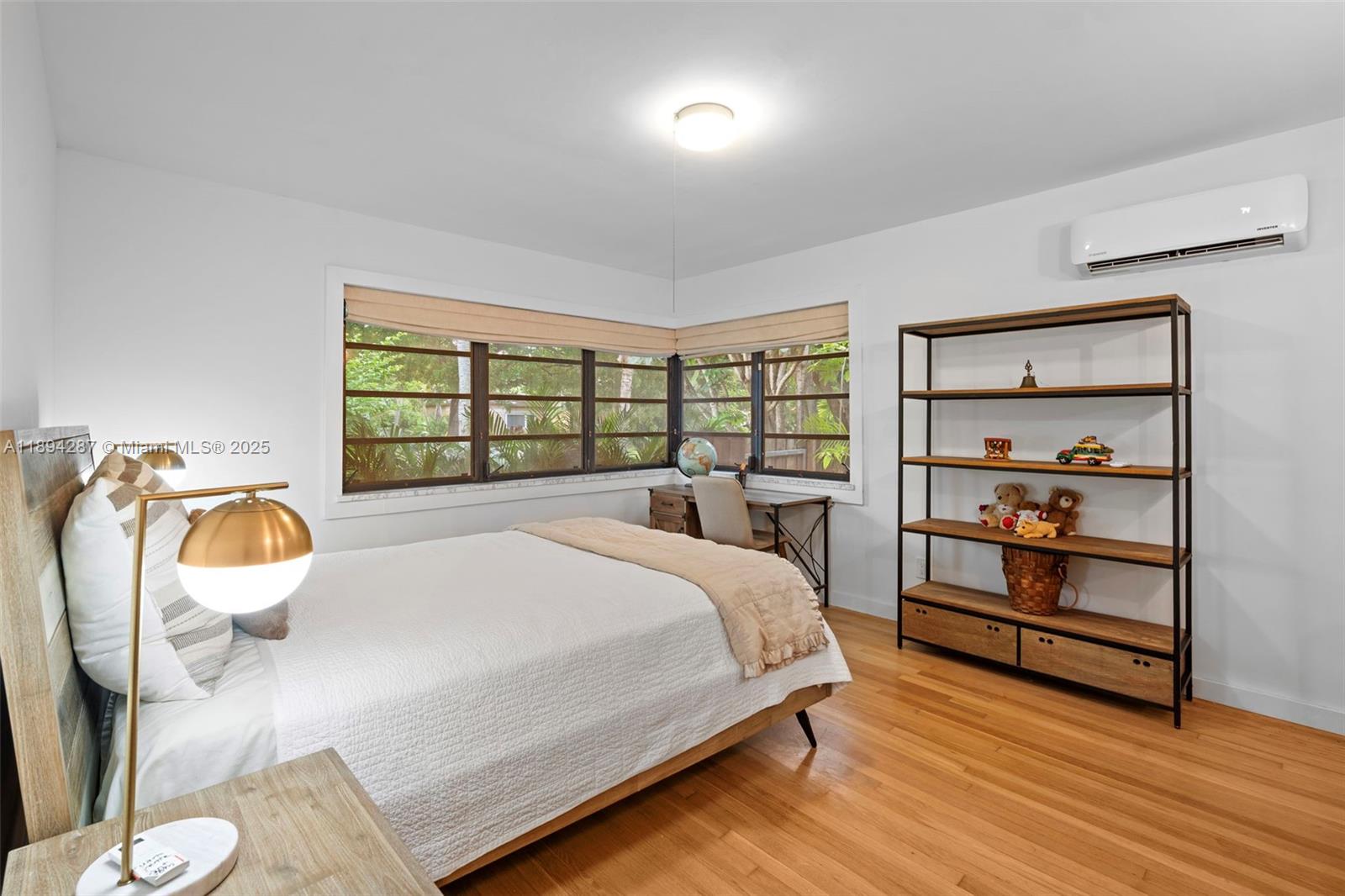 NAUTILUS EXTENSION 5TH - Residential Lease