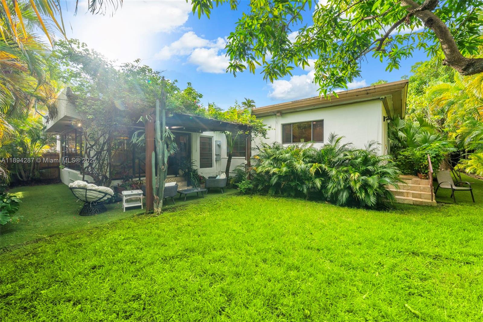 NAUTILUS EXTENSION 5TH - Residential Lease