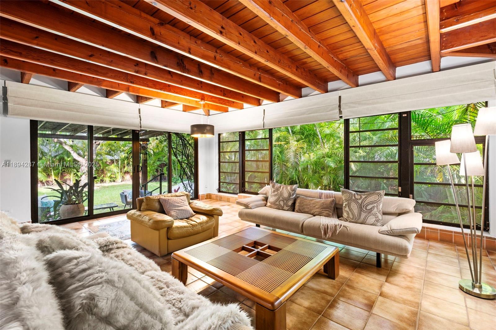 NAUTILUS EXTENSION 5TH - Residential Lease