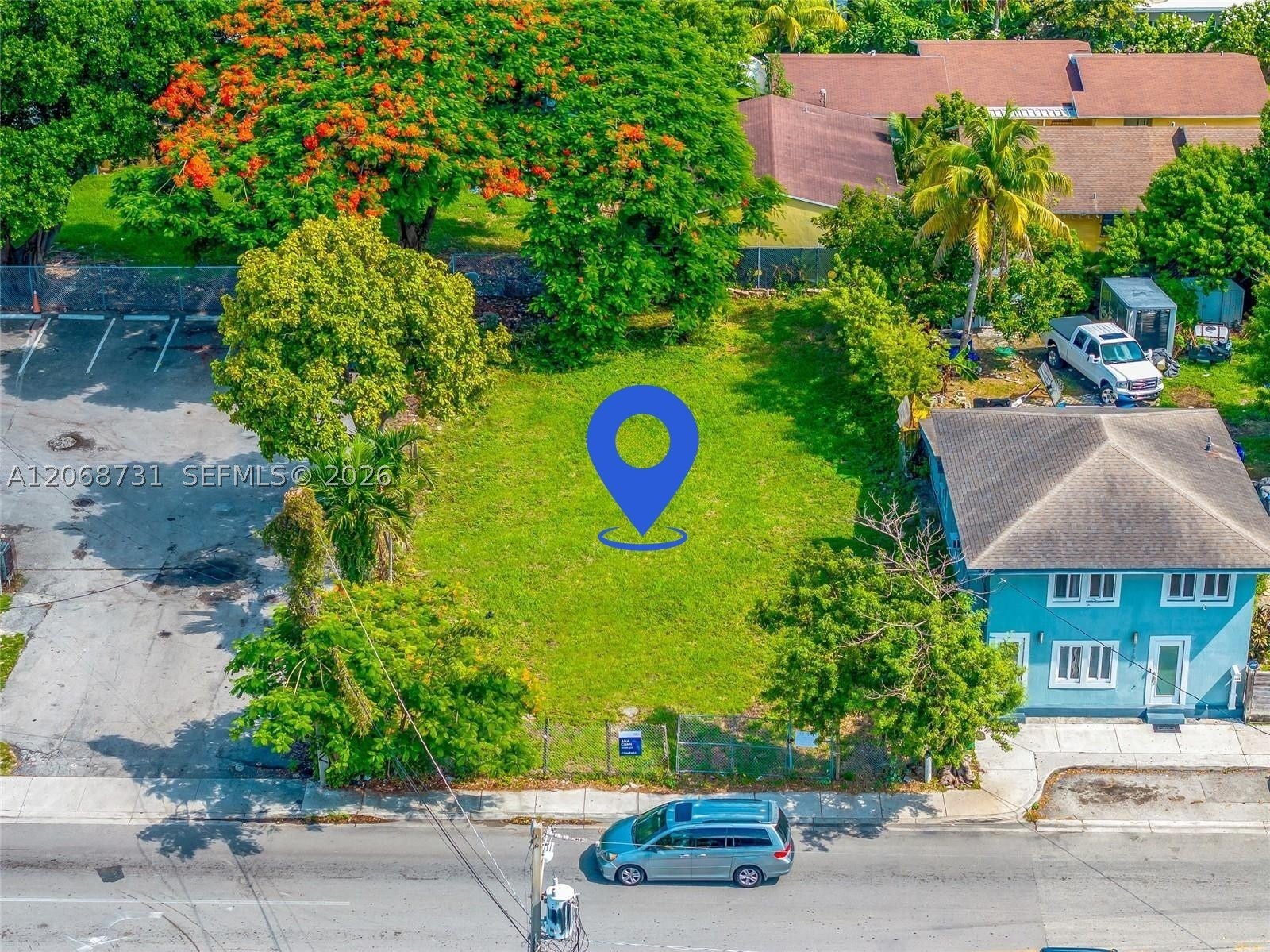 2177 NW 28th St
