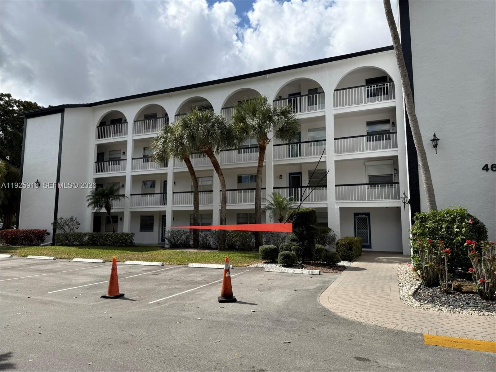 MARTINIQUE VILLAGE I COND - Residential