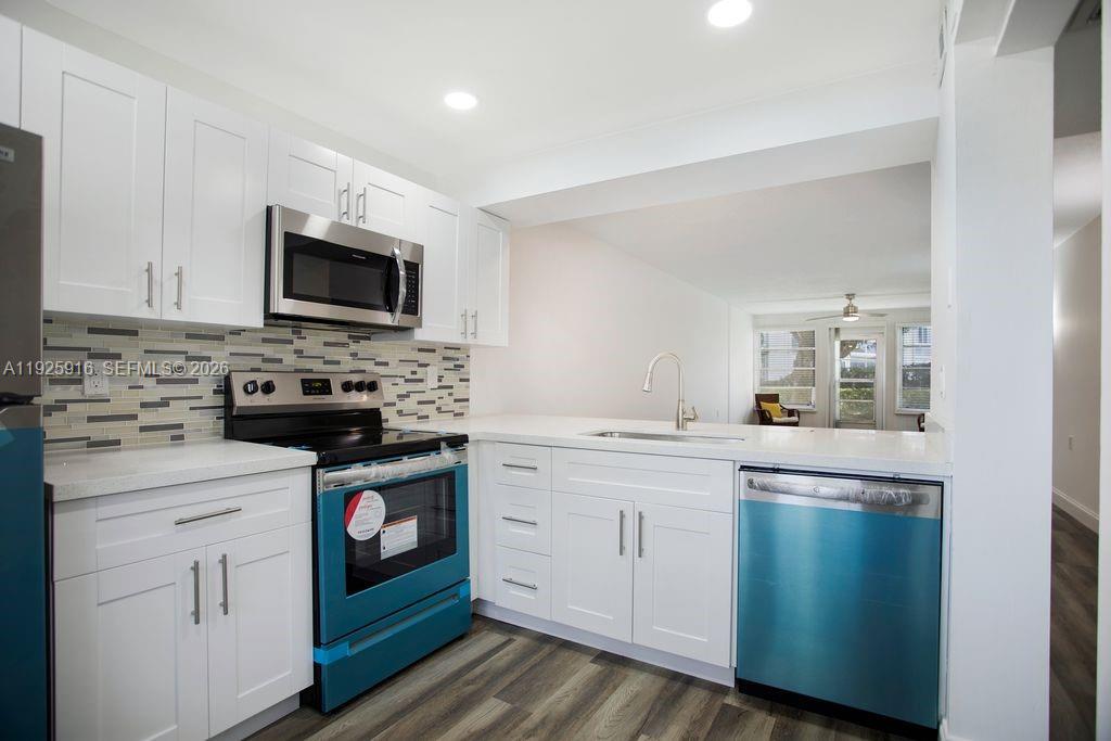 MARTINIQUE VILLAGE I COND - Residential