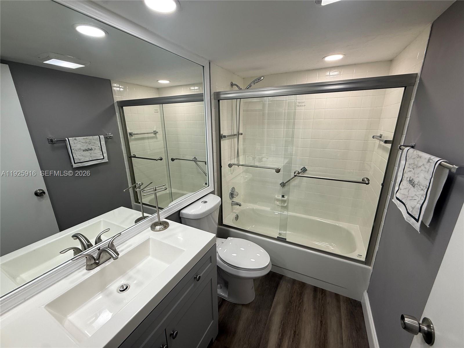 MARTINIQUE VILLAGE I COND - Residential