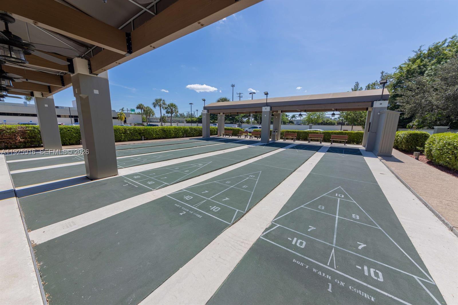 MARTINIQUE VILLAGE I COND - Residential