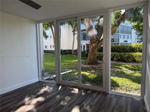 4602 Martinique Way B1 Coconut Creek FL 33066