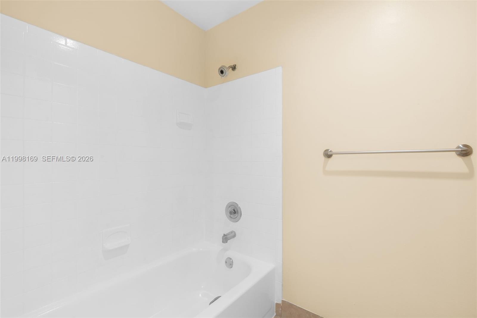 NAPOLI GARDENS AT CORAL S - Residential Lease