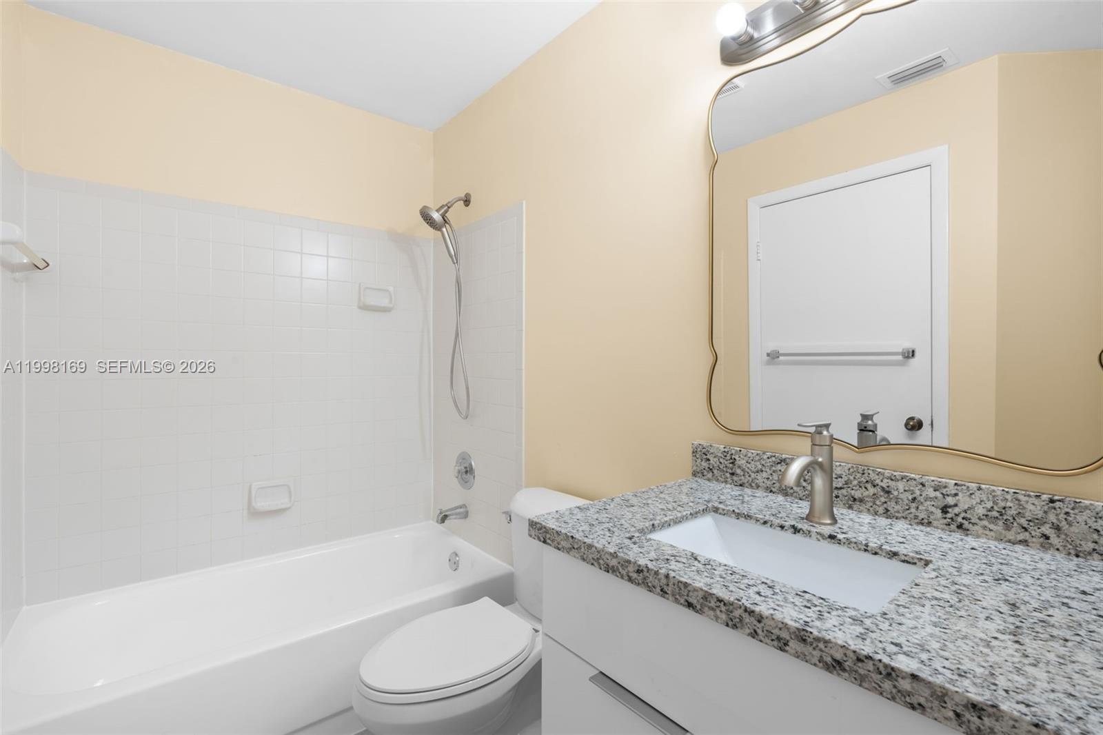 NAPOLI GARDENS AT CORAL S - Residential Lease