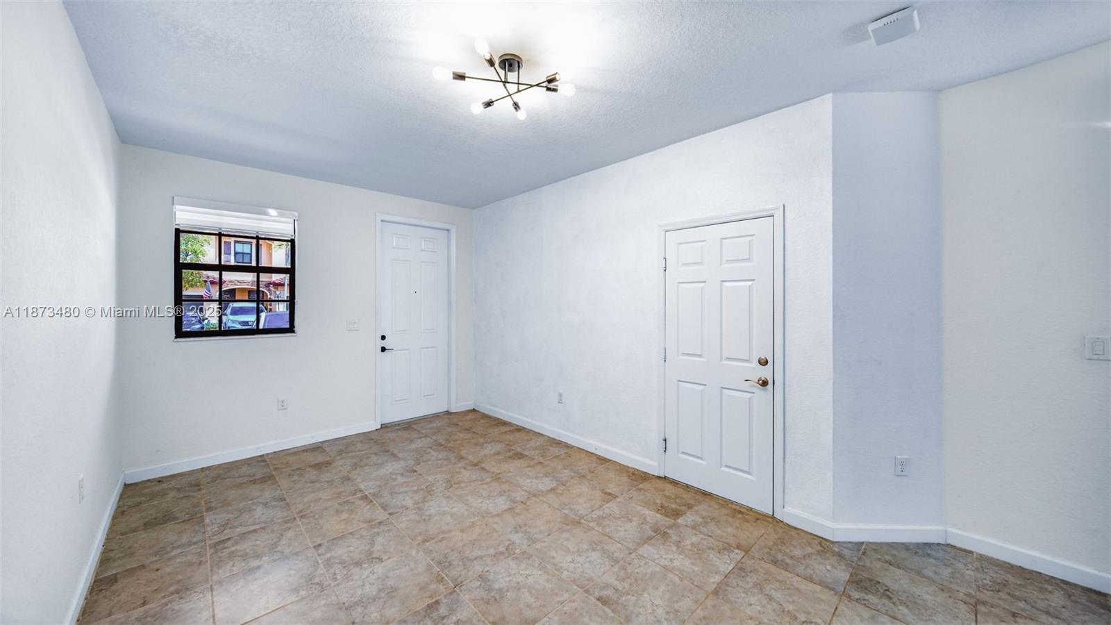 BAYWINDS OF DOMINICA AND - Residential