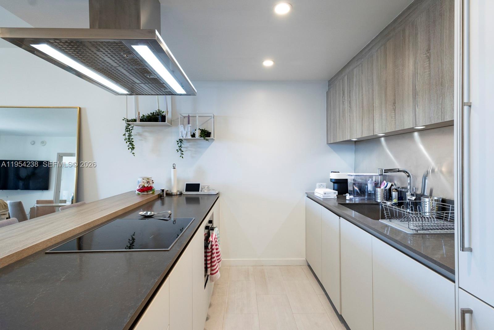 BRICKELL FLATIRON CONDO - Residential