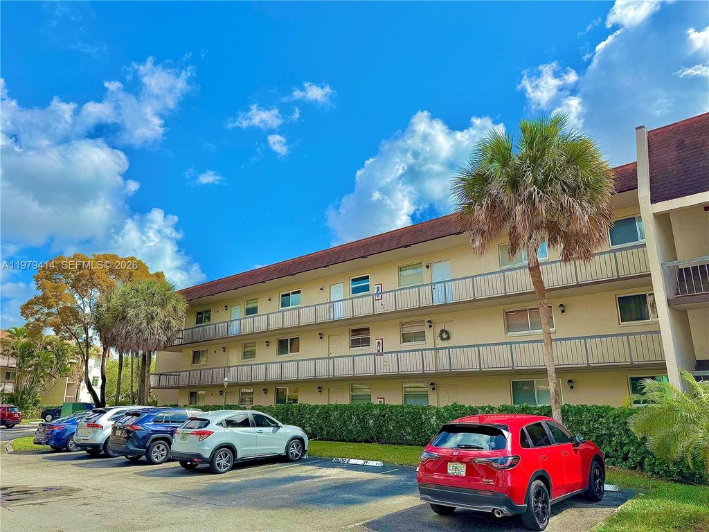 Photo of 7450 NW 17th St #306, Plantation, FL 33313 (MLS # A11979414)
