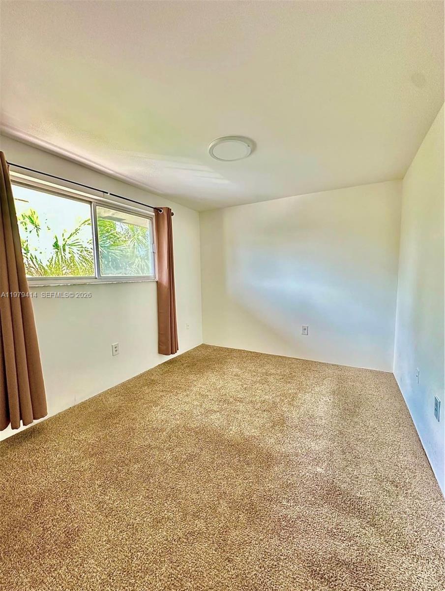 OMEGA CONDO NO 6 - Residential