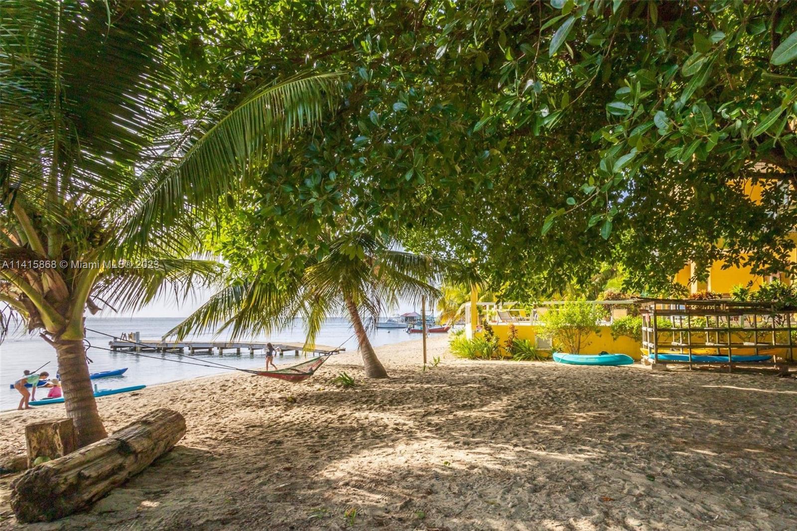 WEST END ROATAN ISLAND HN - Commercial Sale