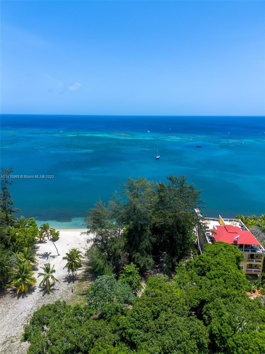 WEST END ROATAN ISLAND HN - Commercial Sale
