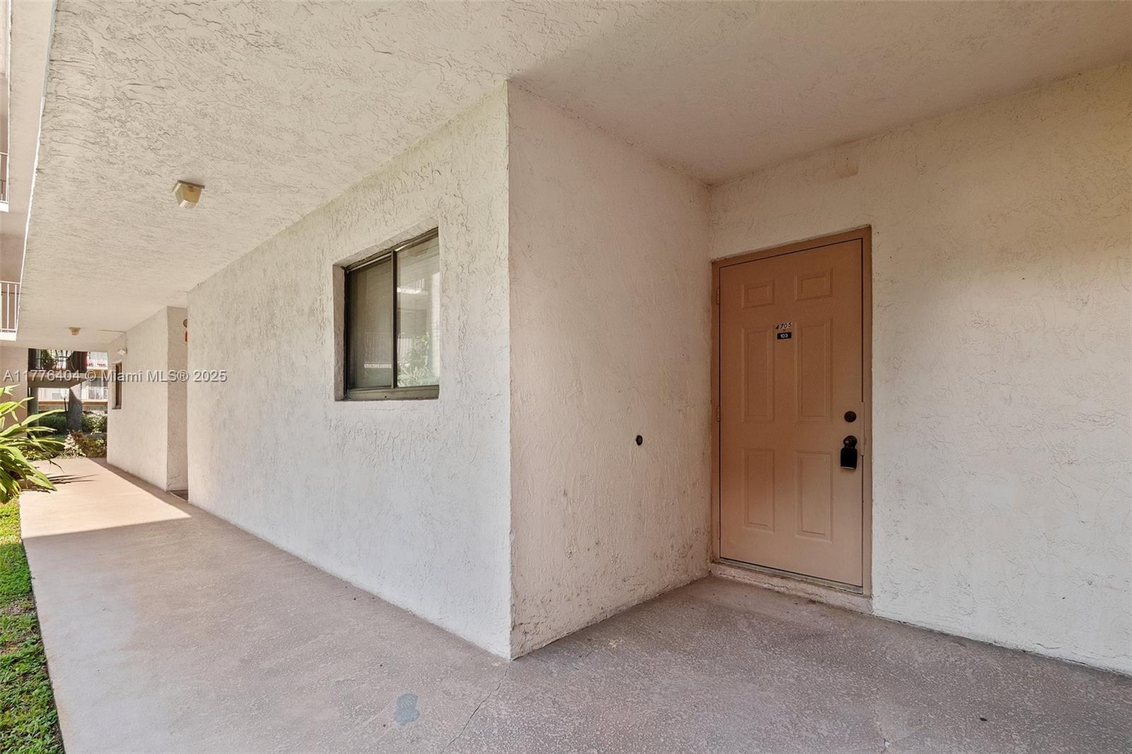JASMINE LAKES I CONDO - Residential