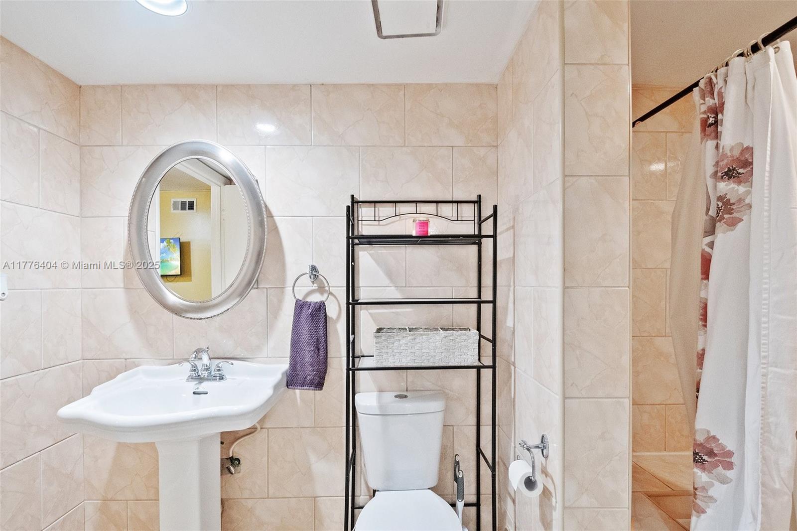 JASMINE LAKES I CONDO - Residential