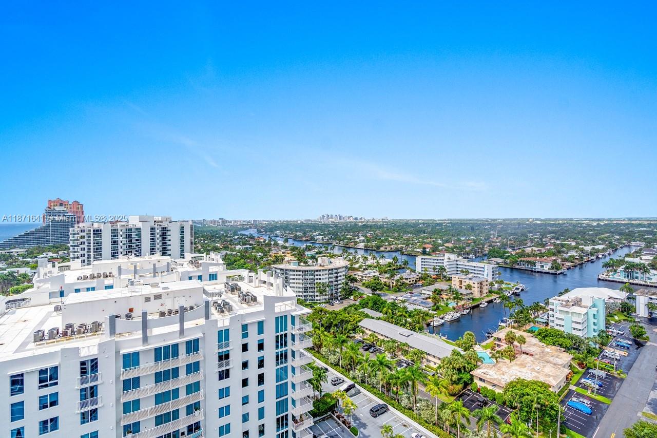 VANTAGE VIEW CONDO - Residential