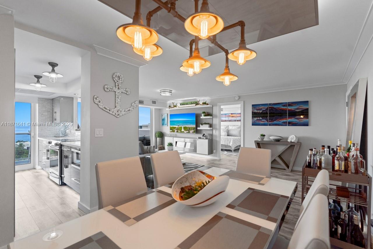 VANTAGE VIEW CONDO - Residential