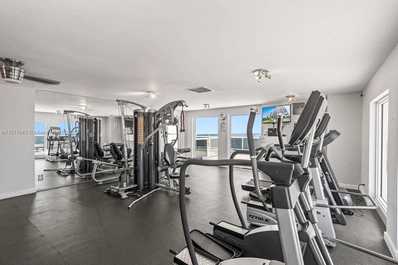 VANTAGE VIEW CONDO - Residential