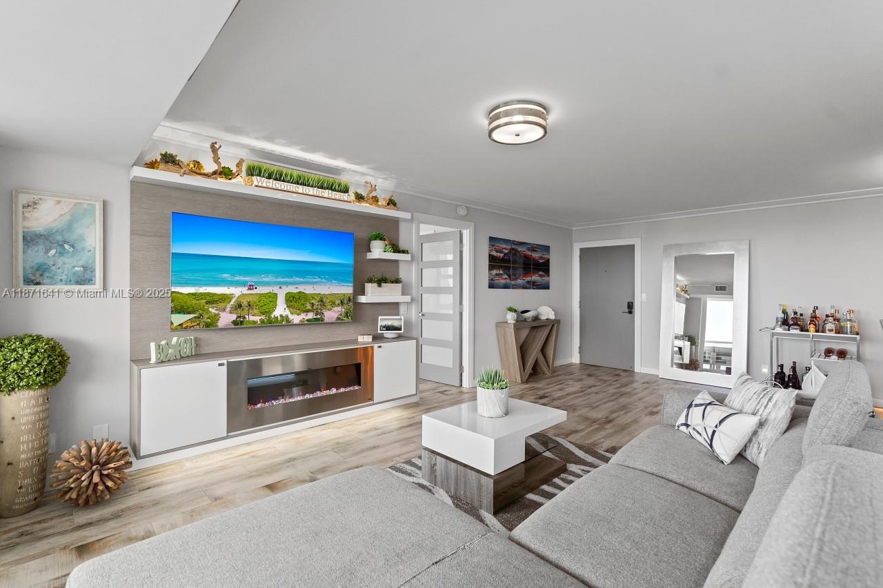 VANTAGE VIEW CONDO - Residential