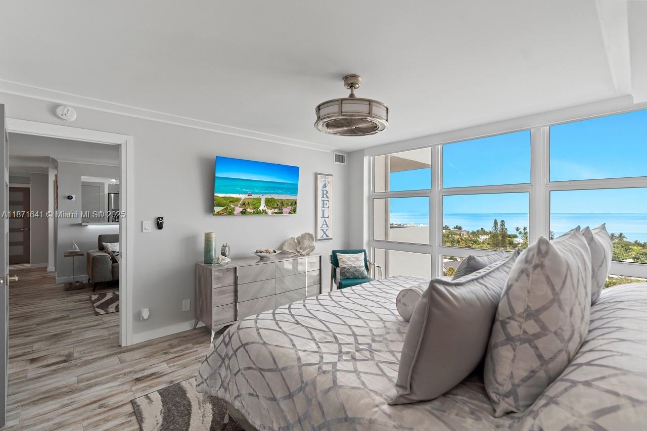 VANTAGE VIEW CONDO - Residential