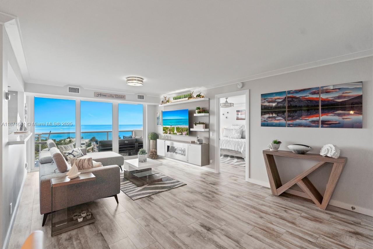 VANTAGE VIEW CONDO - Residential