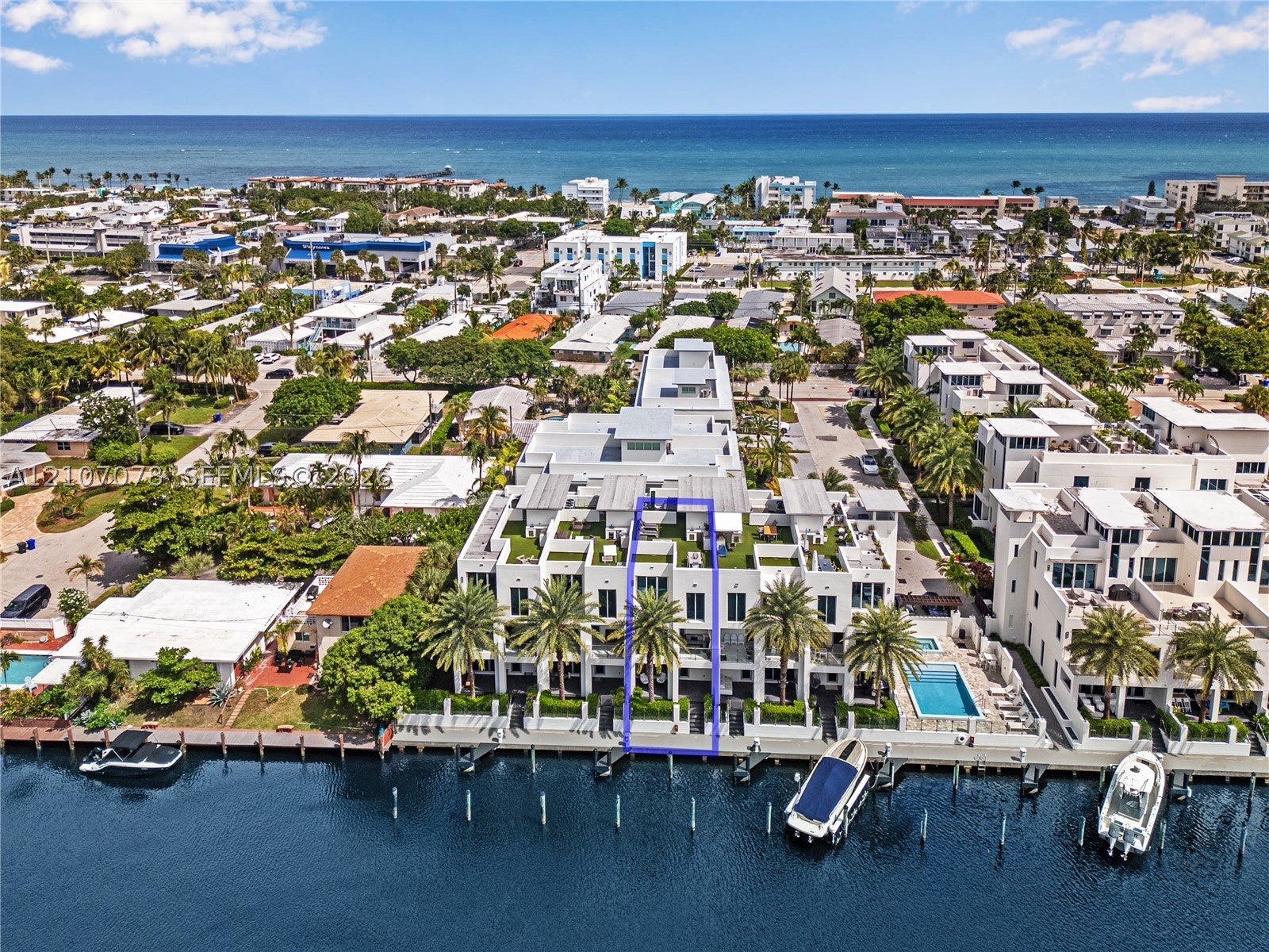 259 Shore Ct
