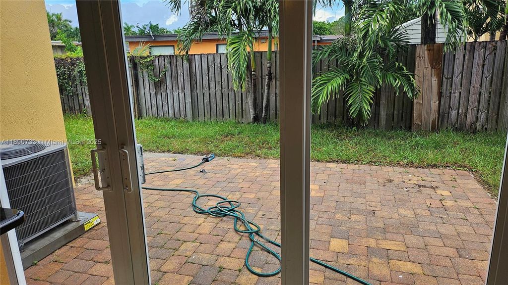 Photo of 4585 Boatman St #20, Lake Worth, FL 33463 (MLS # A11890733)