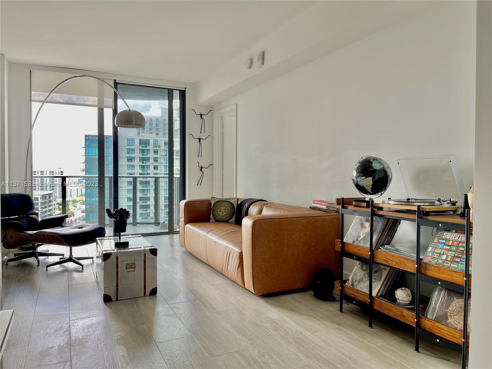 HYDE MIDTOWN CONDO - Residential Lease
