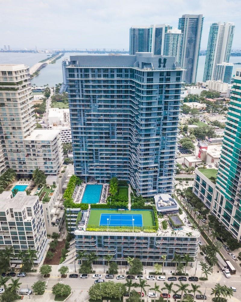 HYDE MIDTOWN CONDO - Residential Lease