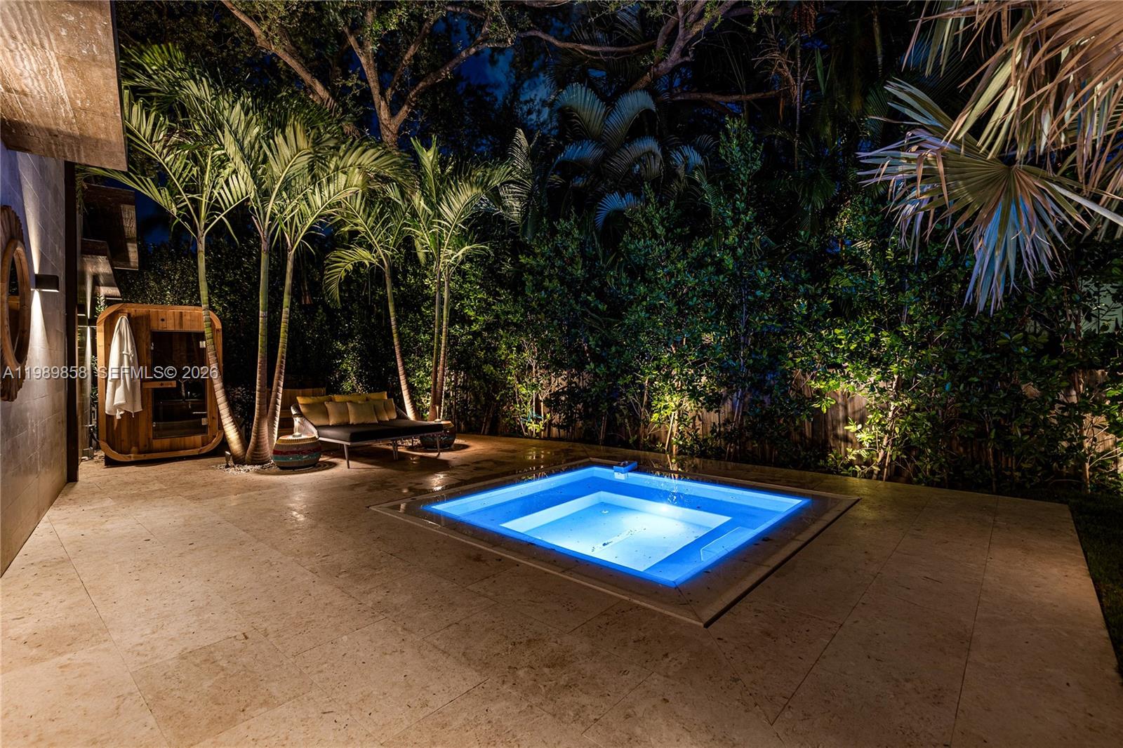 SHORE CREST - Residential