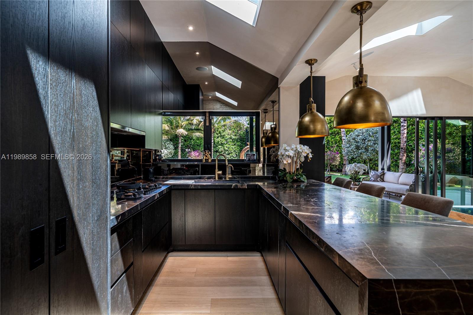 SHORE CREST - Residential