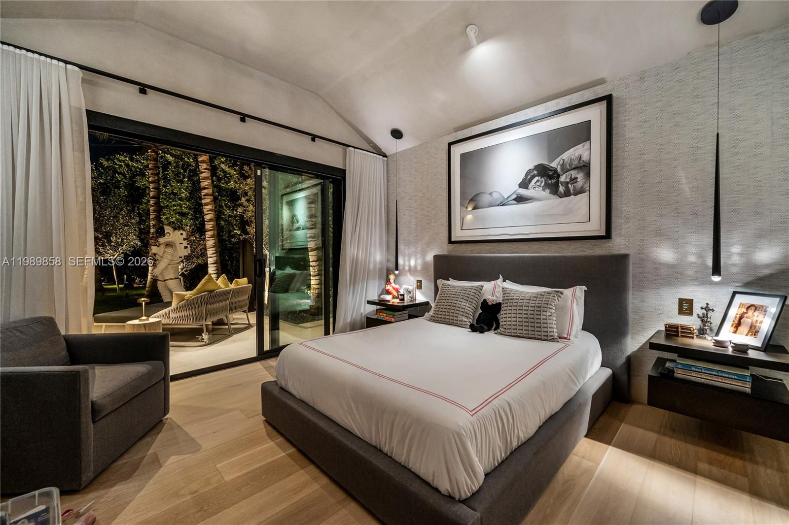 SHORE CREST - Residential