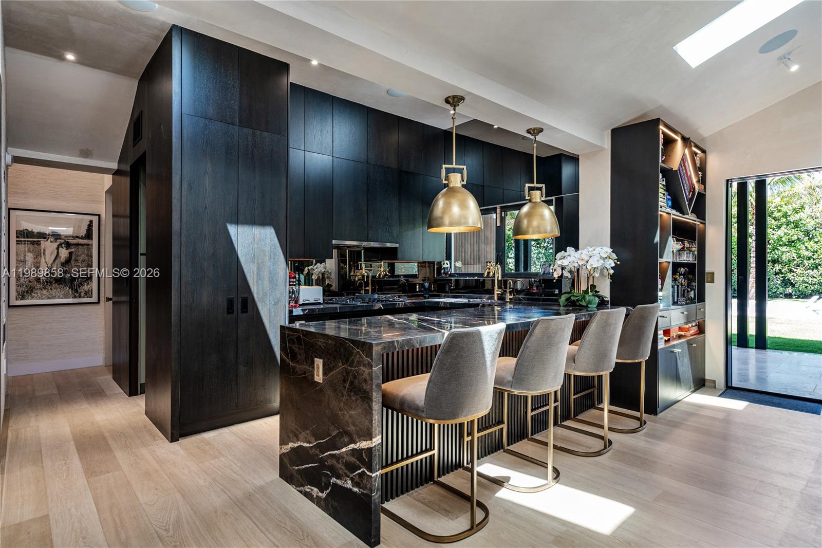 SHORE CREST - Residential