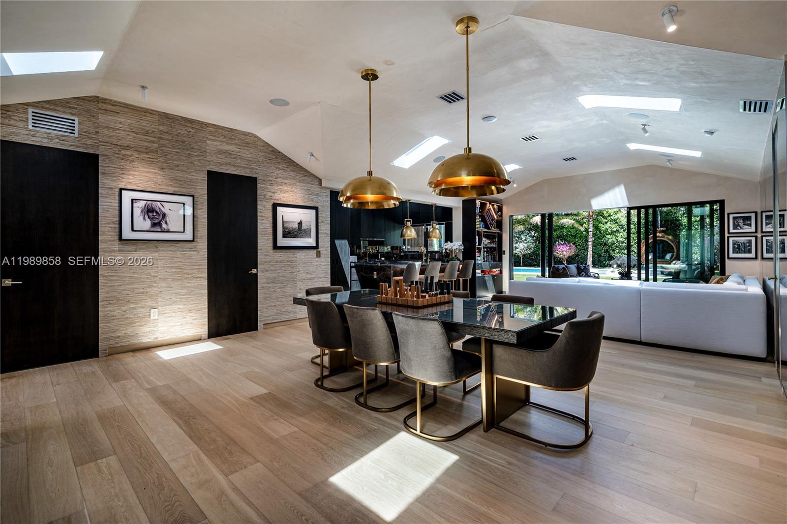 SHORE CREST - Residential