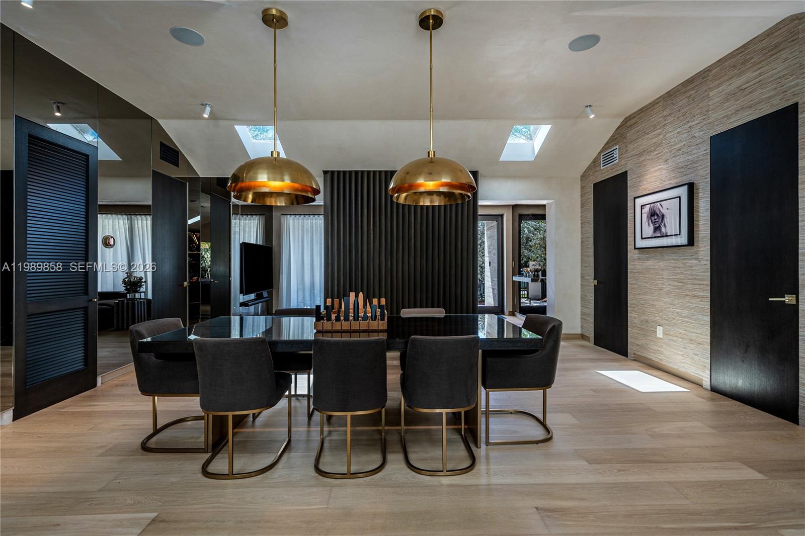 SHORE CREST - Residential