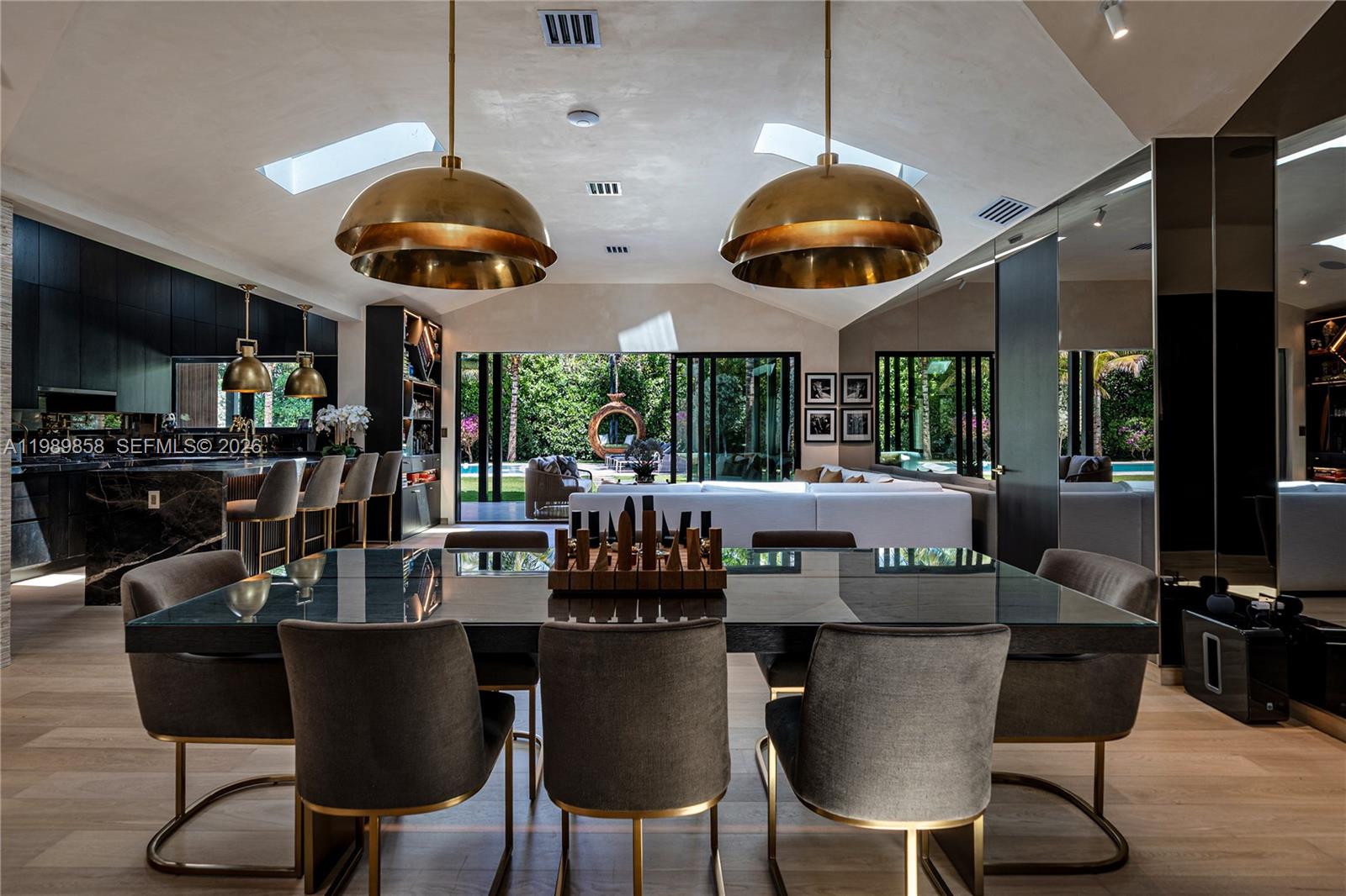 SHORE CREST - Residential