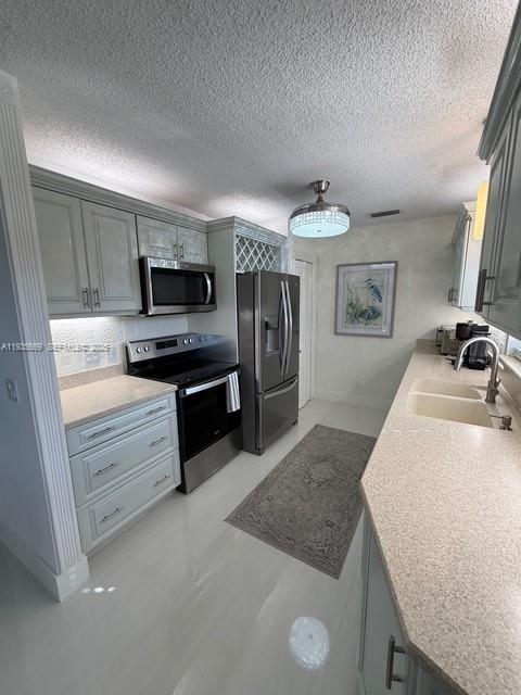 17 Lake Vista Trl 201